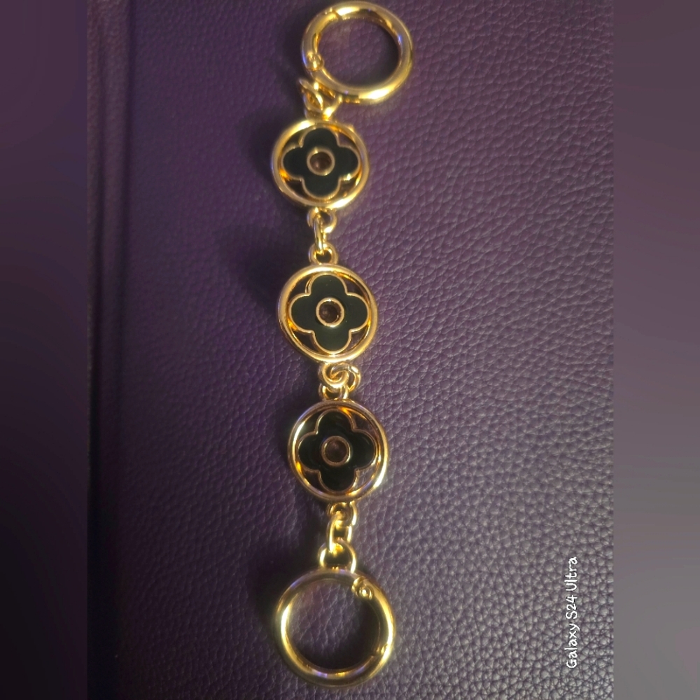 Elegant Black & Gold Chain Extension New